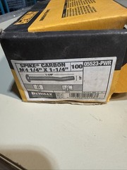 2 boxes of 100 Dewalt 05523PWR Spike Carbon (200 PCS) 1/4″ x 1-1/4″ – New In Box