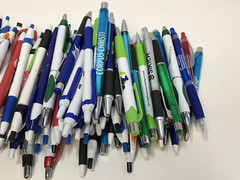 175 Lot Misprint Ink Pens, Ball Point, Plastic, Retractable