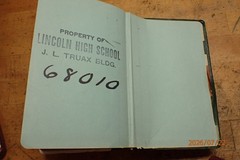 LOT 82: VINTAGE MACHINERY’S HANDBOOK MACHINIST BOOK