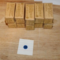 One New Old Stock Buss EATON BUSSMANN 263-R FUSE REDUCER 30A-60A More Available