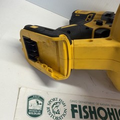 DEWALT 20 V MAX DRAIN SNAKE ( NO SNAKE ,NO BATTERY) JUST TOOL