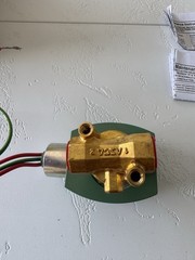 REDHAT Solenoid Valve: 2-Way, Normally Closed, 3/4 in Pipe Size, 110V AC/120V AC
