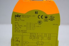 PILZ 772000 PNOZ mm0p CONFIGURABLE SAFE COMPACT CONTROLLERS NEW OPEN