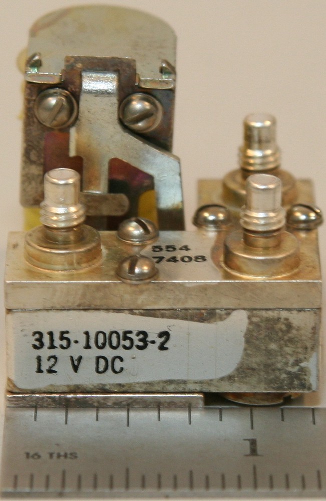 Amphenol 315-10053-2 SPDT Switch DC-1.5 GHz 12 VDC