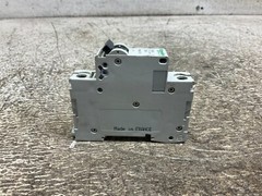 Schneider 24111 Multi 9 B2A C60 2 Amp 1 P 277 VAC 65 VDC Circuit Breaker