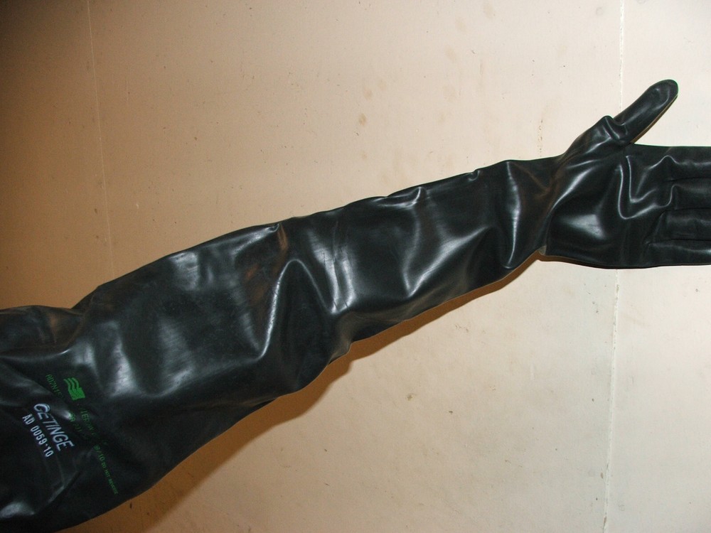 Shoulder Length Black Neoprene Latex Rubber Gloves 15 mils thick 32″ long NEW