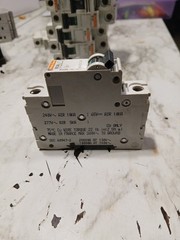 SCHNEIDER ELECTRIC 60103 C60 Multi 9 CIRCUIT BREAKER 2A 1P 240V Qty:1