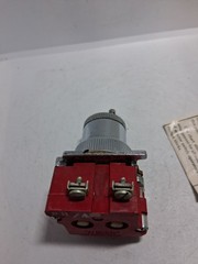 CUTLER HAMMER 10250T5981 ILLUMINATED SELECTOR SWITCH OPERATOR 120V 2 POS MAIN