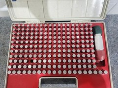 MHC Metric pin gage 10.00mm ‘ 13.98mm +, calibrated Feb 2025