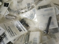 Everbilt Hardware Bulk Lot Seals Screws Clips Pins Bolts Roughly 11 Pounds
