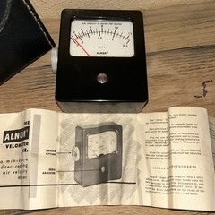 Vintage ALNOR Velometer Jr. Air Velocity Dual Scale in FPM w/ Protective Case