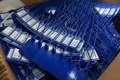 Lot of 200+ BLUE Plastic Barcode Rat Tail Inventory Barcode Security Tags Seals