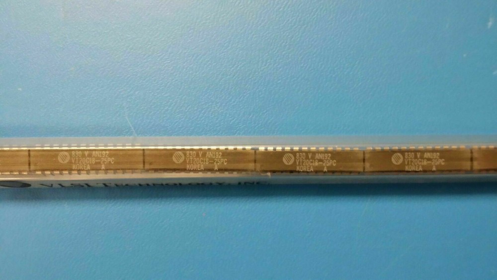 (5 PCS) VT20C18-25PC VLSI 2KX8 CACHE SRAM, 25ns, PDIP24