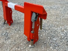 Kubota LA435 LA535 Tractor Loader To Skid Steer Quick Attach Adapter Conversion