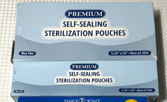 1000 Autoclave Pouches 800 2.75×10 in. 200 5.25×10 in. #611