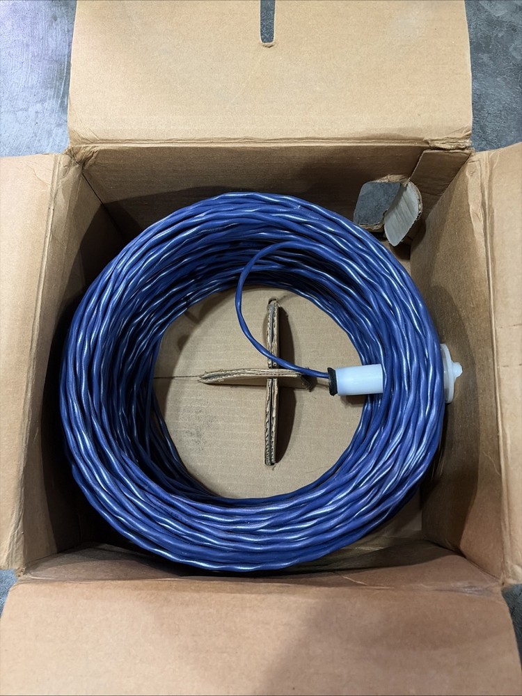 SIGNA /PAC 947624506 16/2 STR 26/30 CM/CL2 Blue 952950 250 Ft