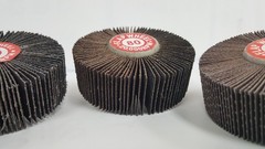 3″ X 2″ X 1/4″ – Kelco Mounted Flap Wheel, Aluminum Oxide, Resin-Bonded, PIN ONL