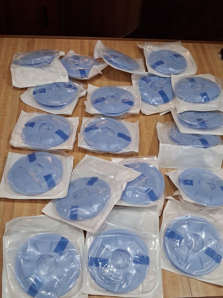 DeRoyal SurgiClick Light Handle Cover 2 Per Pack Sterile 2025-10-07 Lot Of 19