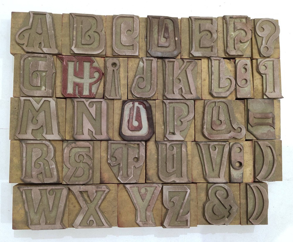 34 Pieces A To Z Letterpress Wood/Wooden Hand-Carved Matrices for Type English