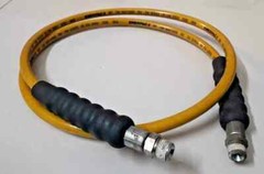 Enerpac HC7206 Hydraulic Hose 6 Ft. 3/8″ NPT 700 Bar/ 10,000 PSI