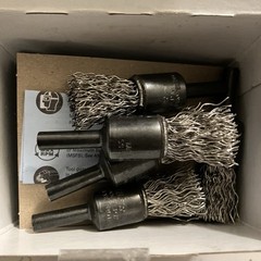 Weiler Crimped Wire Solid End Brush, Stainless Steel, 25,000 rpm, 1/2″ x 0.020
