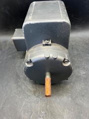 Baldor Reliance Industrial Electric Motor L3507 .75 HP 1725 RPM 34G426Y094