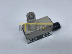 1pcs New IN BOX Omron Brand New Limit Switch D4E-1A10N
