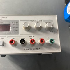 Agilent/Keysight E3630A 0-6V 2.5A/0-±20V 0.5A TRIPLE OUTPUT DC POWER SUPPLY