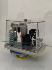 Electro Controls / Pressure Switch EP4 / 40bar, 240V AC 15 (6) A, 1/2″ Female
