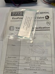 TOTO’S TEW1GNC ECOPOWER FLUSHVALVES Sensor Toilet Flush Valve 3.5 gpf NEW d23