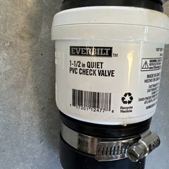 Everbilt EV-QV15 1-1/2 in Quiet PVC Check Valve Black White Slip-Joint Connect