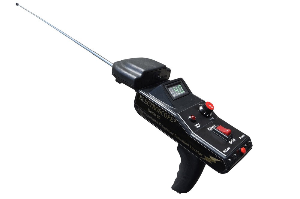 TREASUE FINDER LONG RANGE LOCATOR METAL DETECTOR TARGETS GOLD AND SILVER CACHES