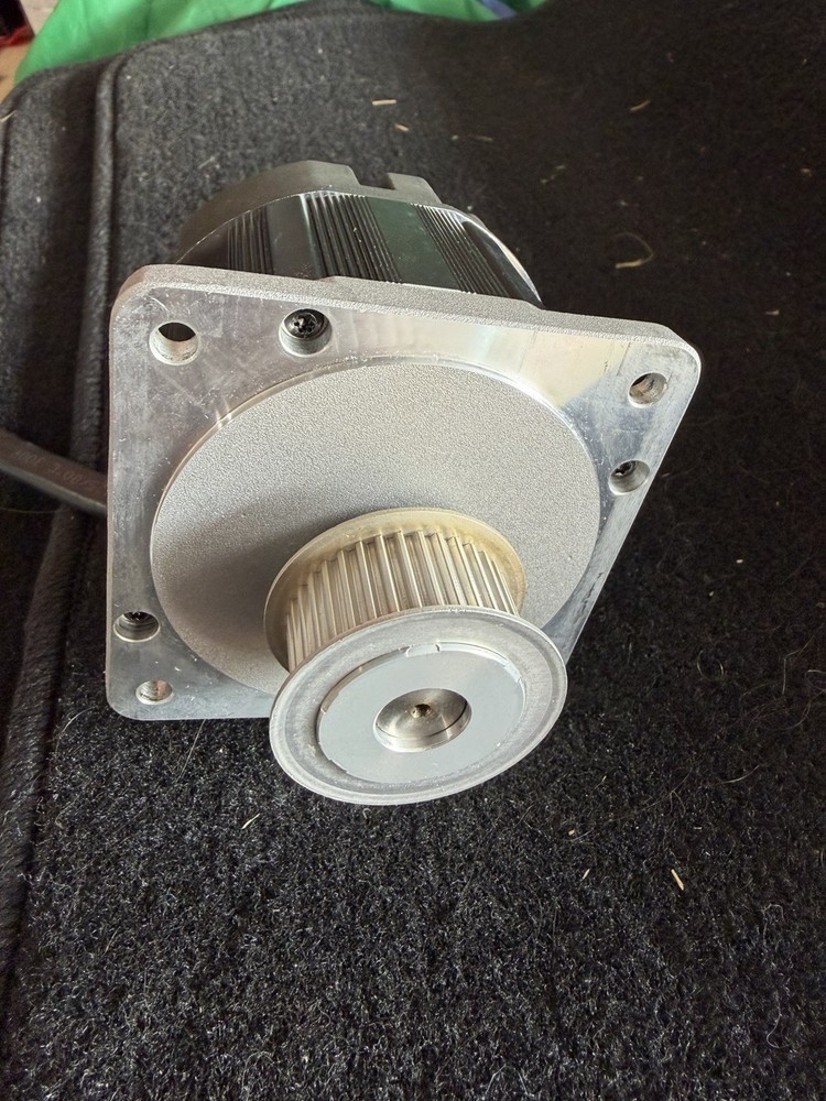 Teknic, Inc. AC Servo Motor M-3411P-LN-04K LN 6000 RPM Class F
