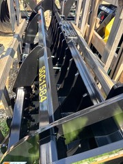 2022 Land Pride SGC1584 Claw Grapple, 84″ — New, Priced to Move!