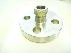 Swagelok SS-1610-F16-1500, 1″ Compression X 1″ 1500 ANSI Flange, 316 SS