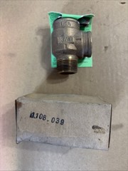 Conbraco 10-407-05 3/4 Male X 3/4 Female 30 PSI Pressure Relief Valve 1040705