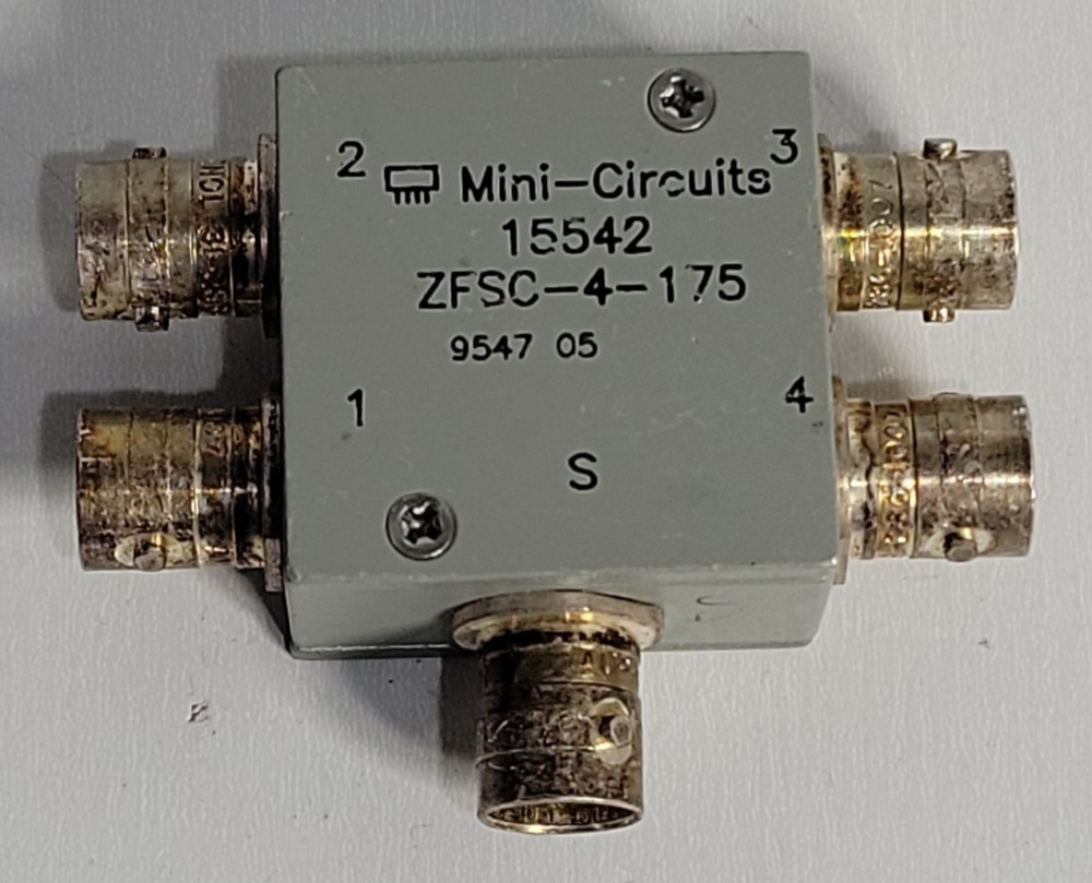 Mini Circuits 15542 ZFSC-4-175 Power Splitter Divider Cable Connector Unit