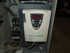Square D Model 6 Altivar 71 5HP 3ph 480V VFD Fusible 24″ Tall MCC Bucket Used
