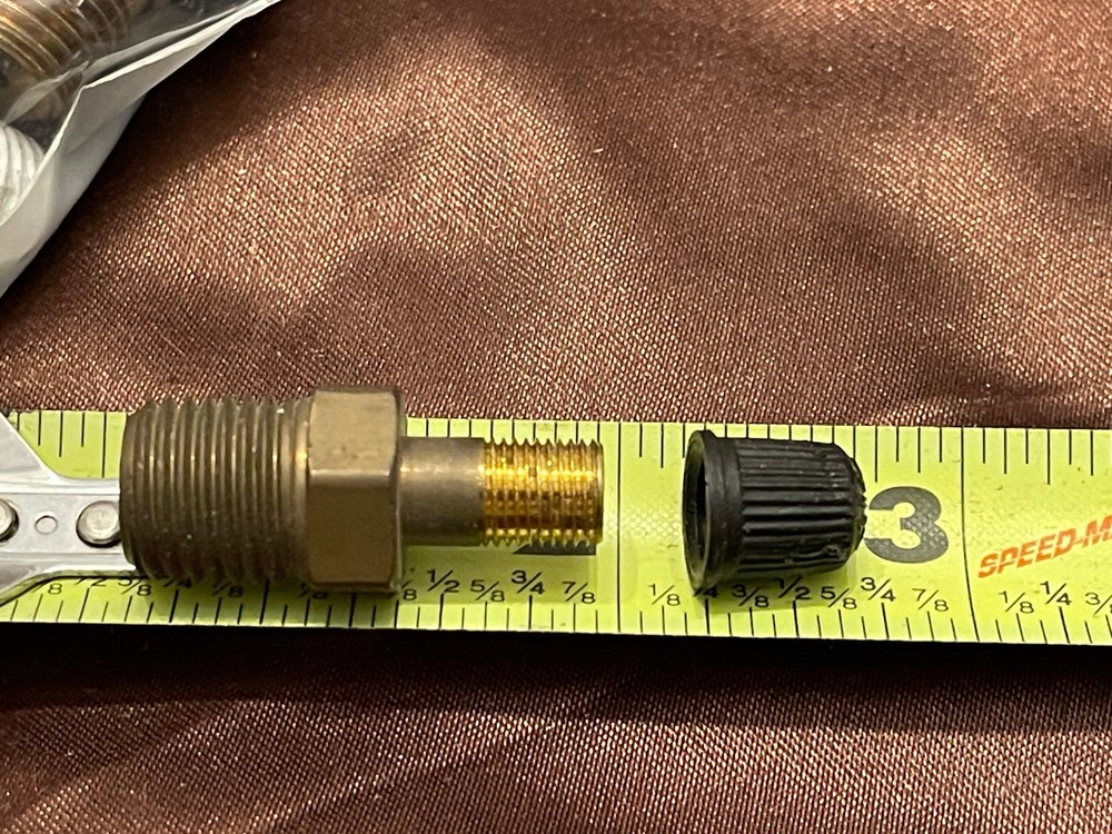 1/4″ NPT Schrader Valve Brass Male Thread Tank Valve 1/4″ MPT