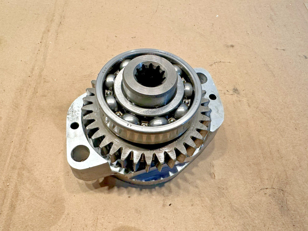Caterpillar CAT C-12 Diesel Engine Hydraulic Gear Pump Drive 115-9424 243612 OEM