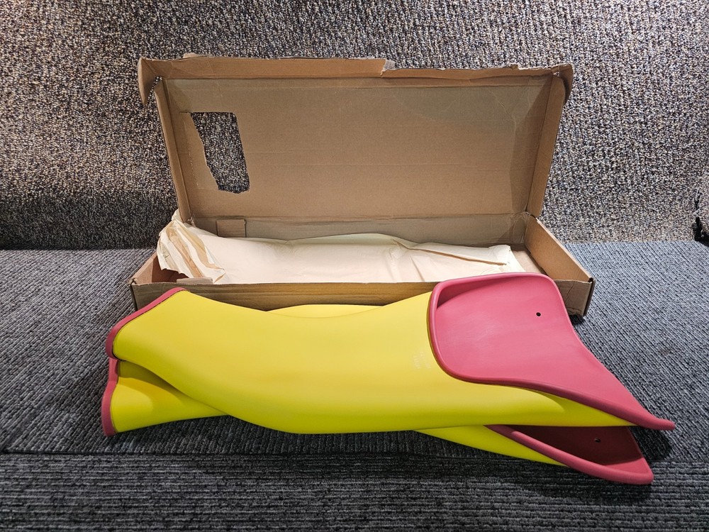(QTY 1 PAIR)Salisbury Sleeve Dipped Class 3 Type I Red/Yellow Extra Curved Large