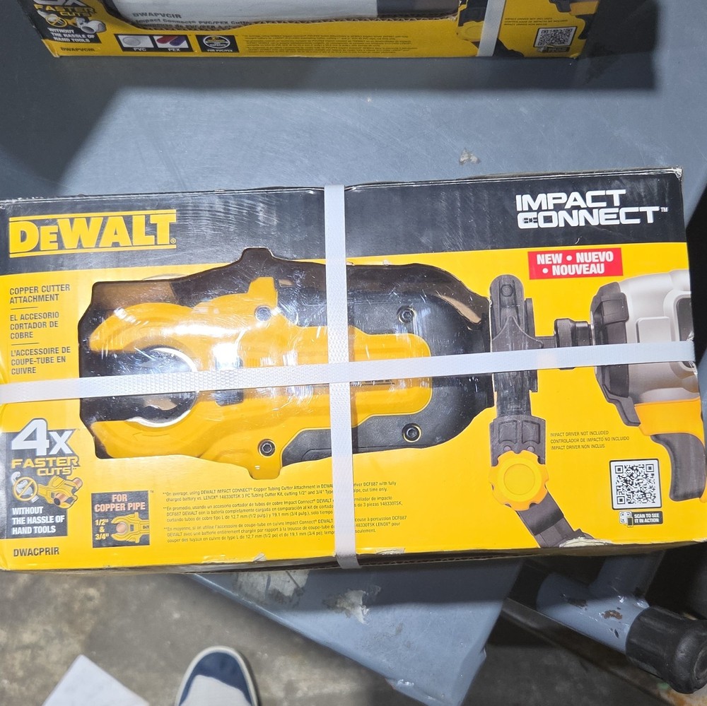 DEWALT Impact Connect Copper Pipe Cutter Attachment 1/2-3/4 in DWACPRIR