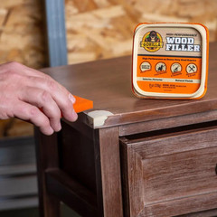 Gorilla High Performance Wood Filler: 6 oz. tube (Golden Oak)