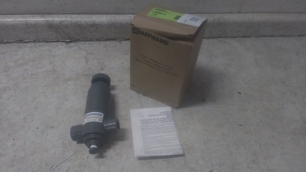 Hayward PR10050T 1/2 In Threaded x Threaded Connection Pressure Regulator