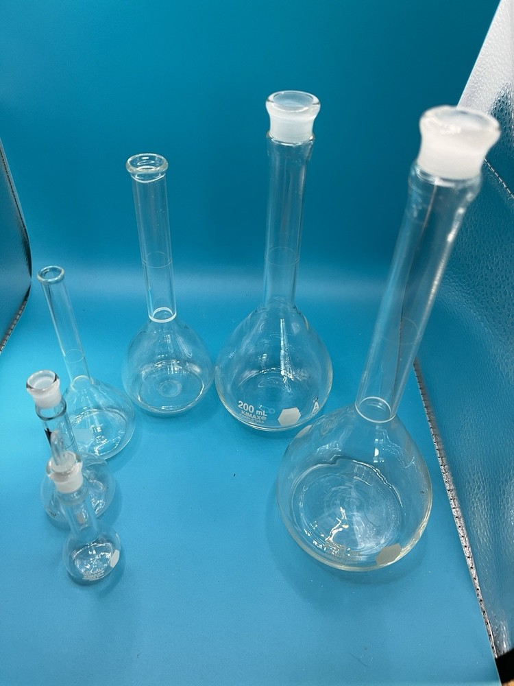 Lot of 6 Volumetric Flasks, Various sizes:10, 25, 50, 100, 200, 250 mL