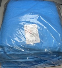 Dukal 301BL Isolation Gowns Universal Blue 10 Count Bag