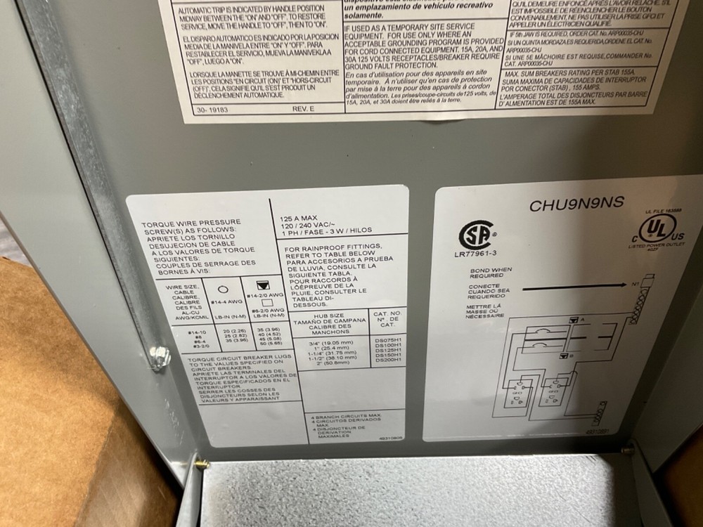 Eaton CHU9N9NS 125A Power Oulet Panel Surface Mount 1Ph 3W 120/240VA NEW