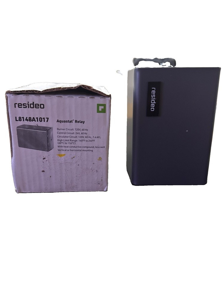 New Open Box Honeywell L8148A1017 Aquastat Relay 120V/24V 7.4A