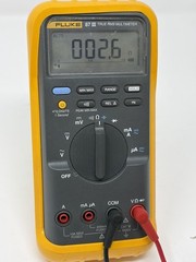 Fluke 87 III True RMS Digital Multimeter Tested & Working w/ OEM Leads