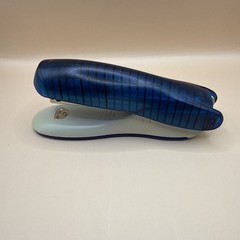 ACCO Brands Inc. Swingline Transparent Blue Desktop Stapler Works RARE Y2K